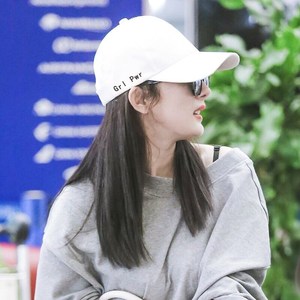 白色水钻棒球帽图片