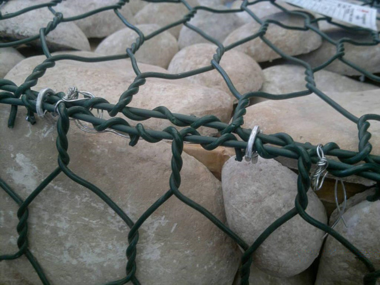 辰康石笼网箱高尔凡雷诺护垫格宾网六角覆塑石笼热镀锌网卷宾格网