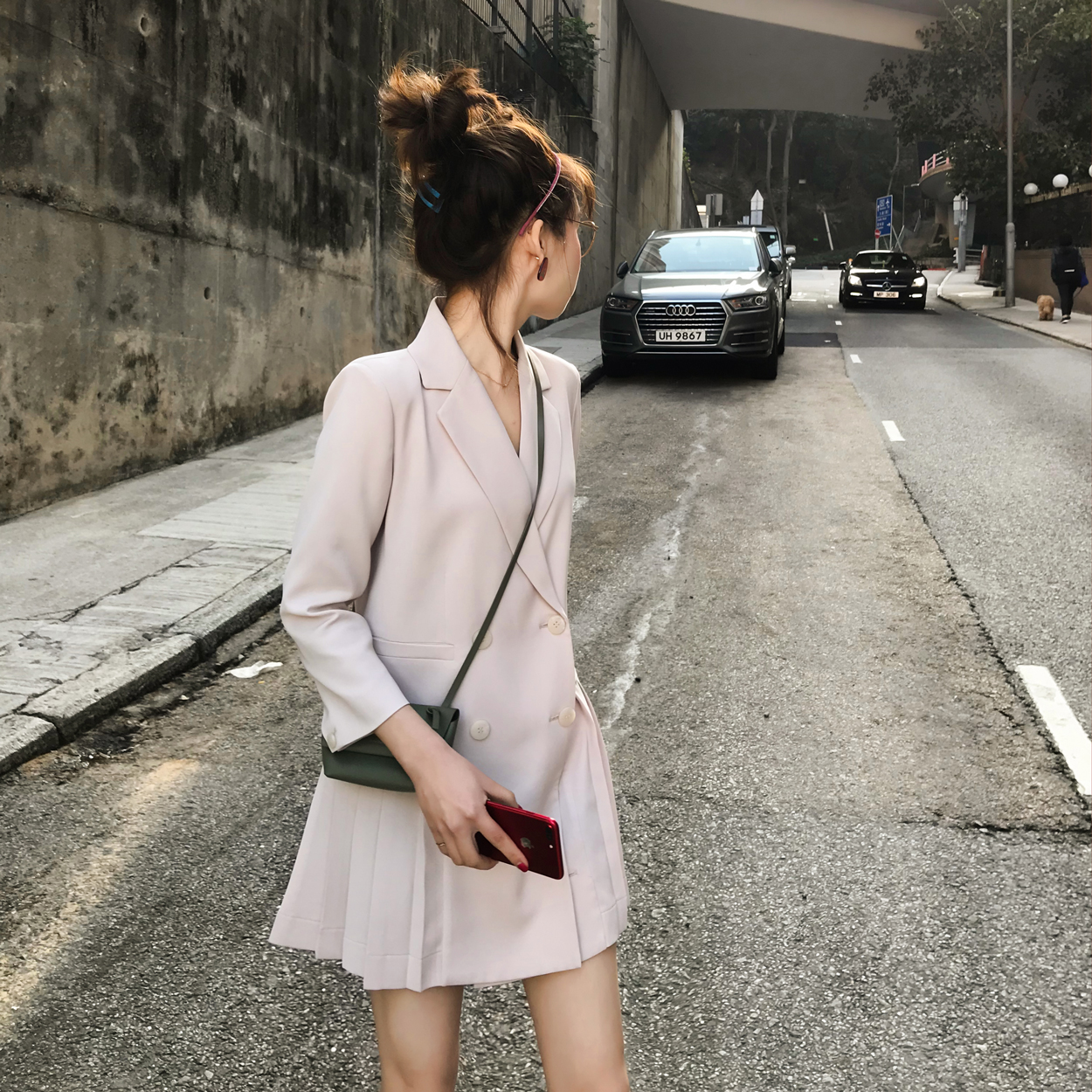 花栗鼠小姐 春装2019款女套装小个子网红西装外套百褶裙两件套