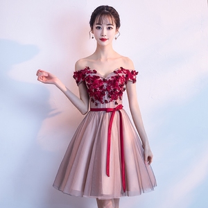 夏季伴娘礼服短款图片