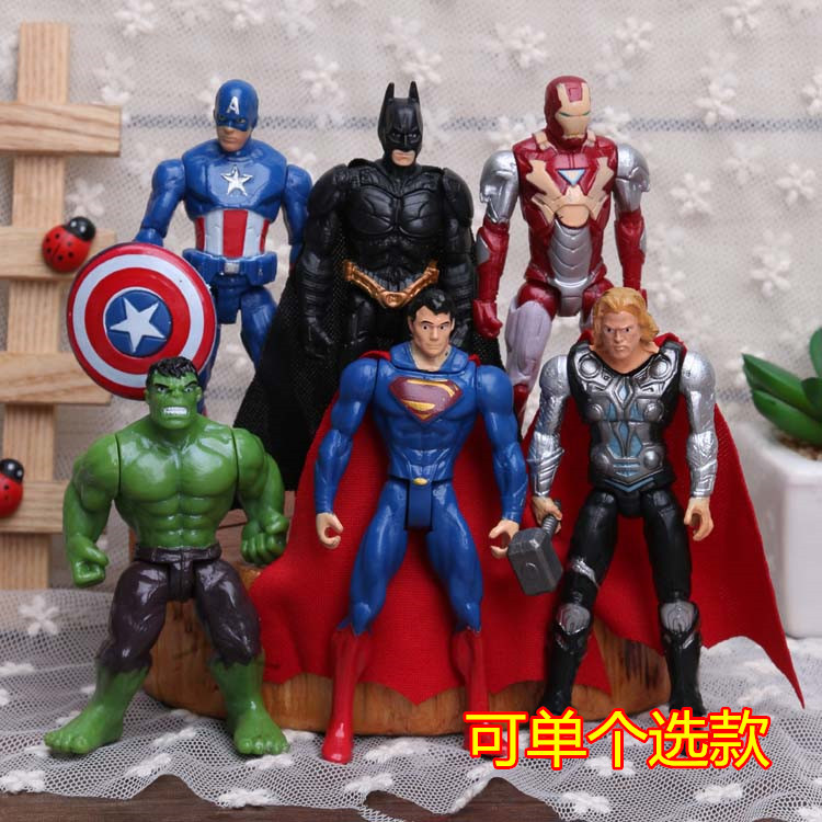 复仇者联盟2 绿巨人 雷神 美国队长 蝙蝠侠 超人6款 手办公仔摆件
