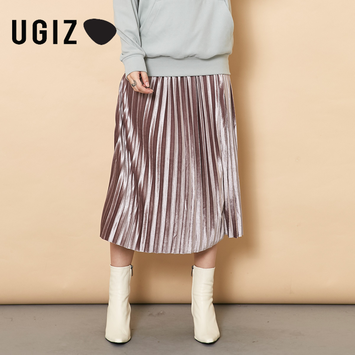 UGIZ2018年冬季新品女装百褶时尚简约中长款半身裙UDKB610-9