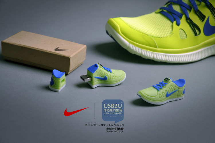 USB2U品牌开模定制网球运动鞋订做u盘8G订制定做设计外形硅胶优盘