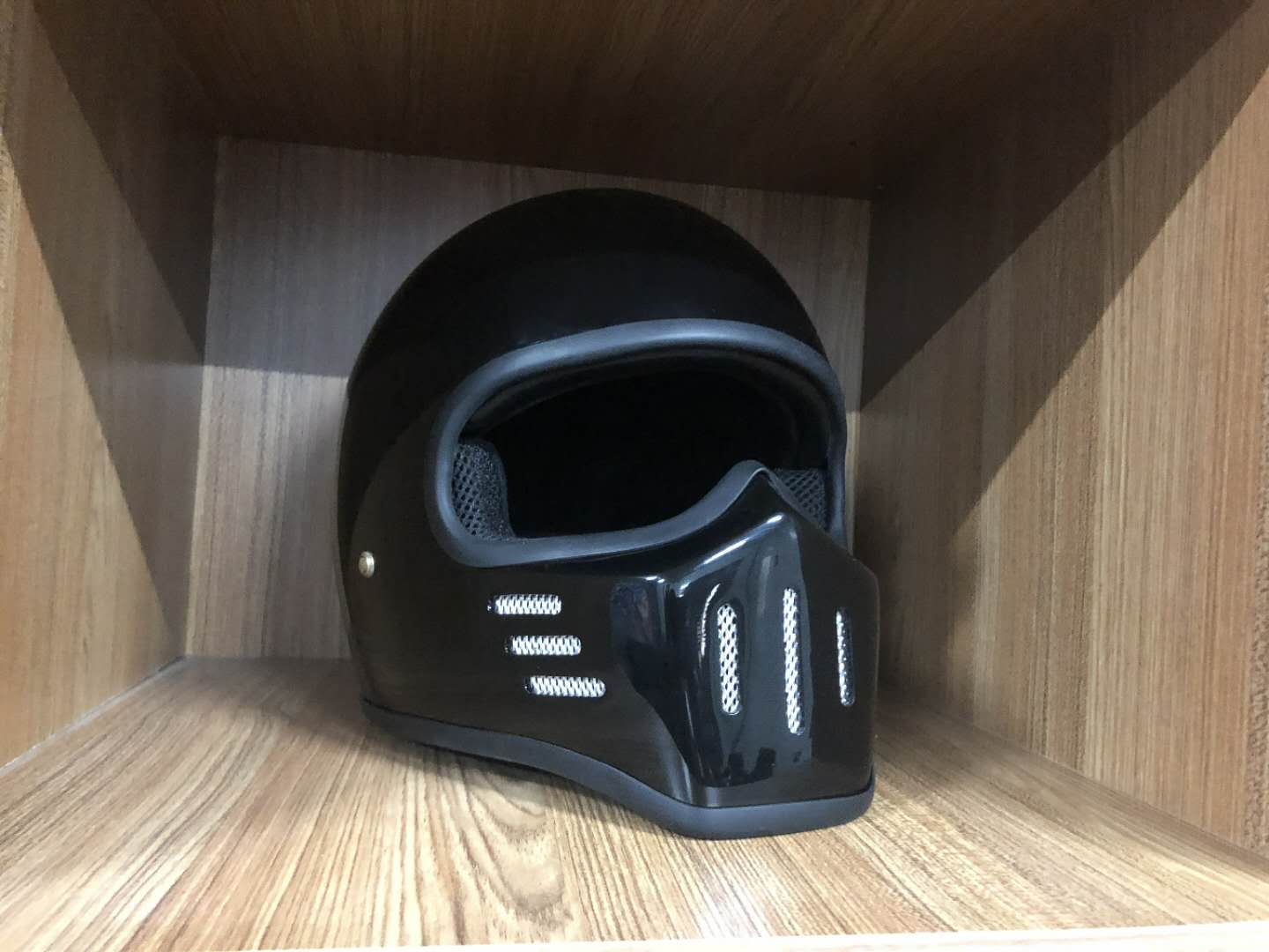 高档[日本品牌]TT&CO汤普生 复古哈雷摩托车头盔全盔TT01猪鼻盔送