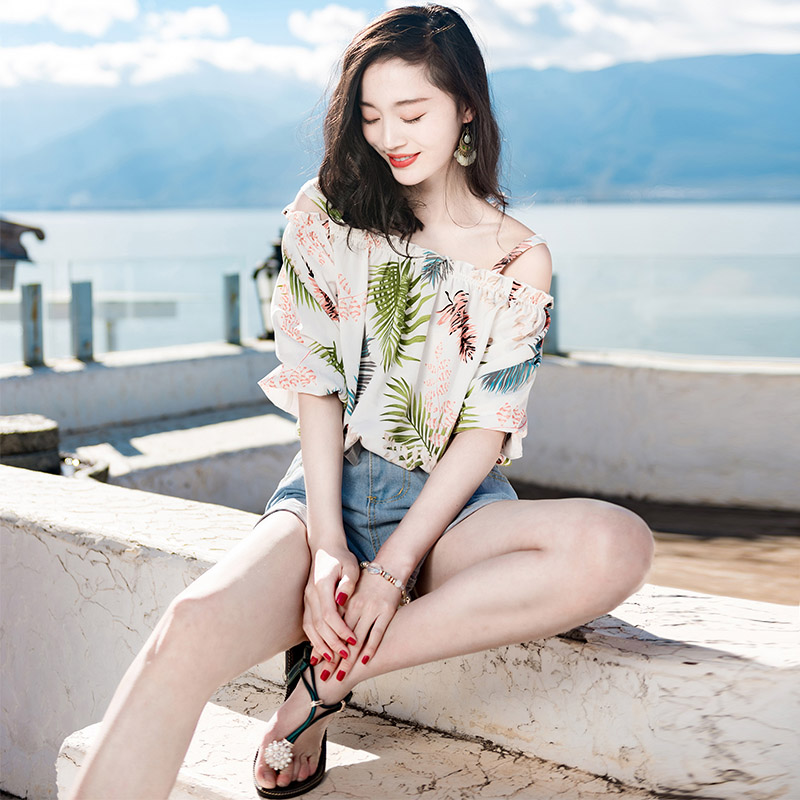 西子美丽心情夏季新款女装韩版修身花色五分袖吊带雪纺衫短款上衣