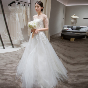 婚纱礼服2018新款新娘结婚韩式简约一字肩中袖蕾丝孕妇大码小拖尾婚纱