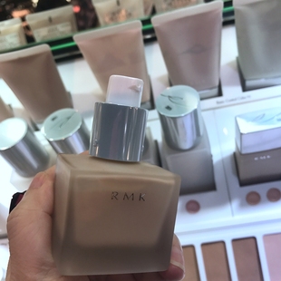 Rmk水凝光彩粉底霜 Rmk水凝光彩粉底霜图片 Rmk水凝光彩粉底霜价格
