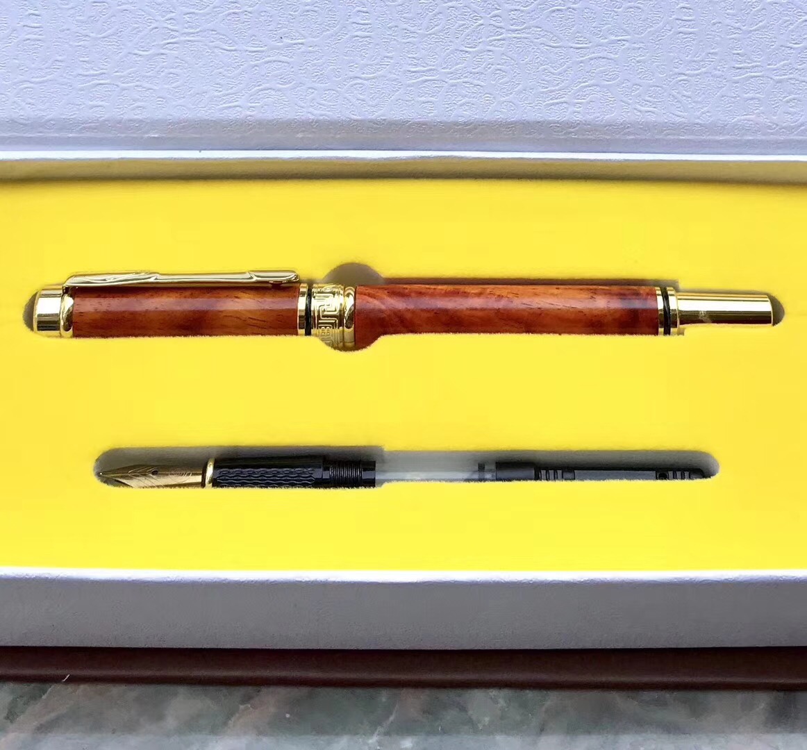 老挝红酸枝木中号钢笔现代中式工艺小件木制学习用品