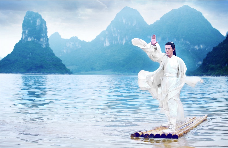 白衣似雪 超凡孤高是师父