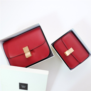 鸡皮肤红色的点(鸡的皮肤是红色的)