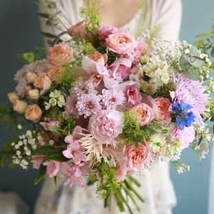 网红高端定制韩式混搭鲜花花束手捧花康乃馨送圣诞节北京同城鲜花