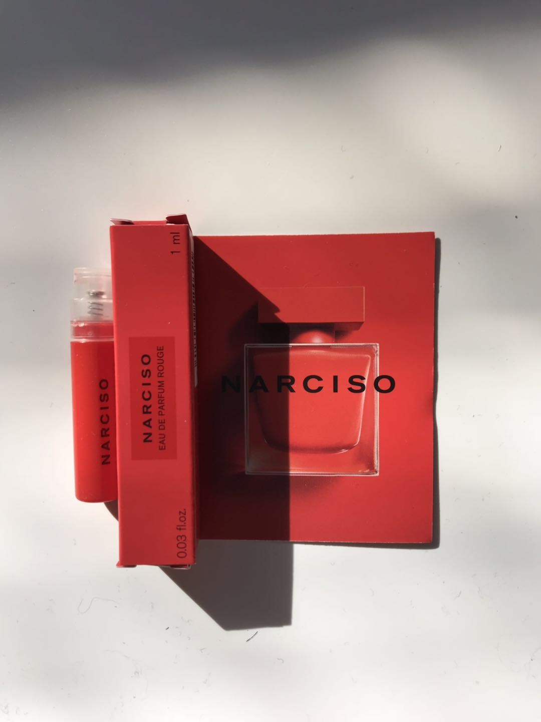 Narciso Rodriguez 纳西素同名女士香水EDP小样试管