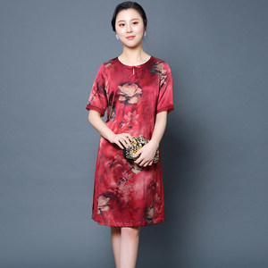 妈妈装夏装真丝连衣裙中长款中老年女装桑蚕丝