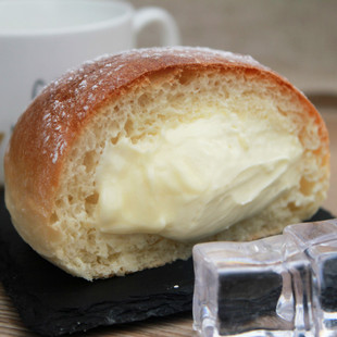 【酸奶冰面包】冰淇淋口感爆浆流心面包低糖无添加早餐点心零食