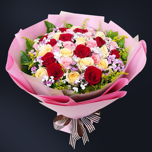 高档玫瑰绣球桔梗生日花束上海市区崇明鲜花速递花店同城送花上门