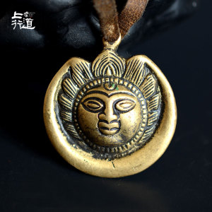 上行道 span class=h>太阳 /span> span class=h>神 /span>护身符 