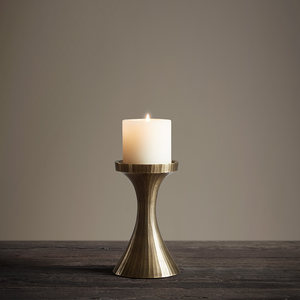 高脚烛台铜图片