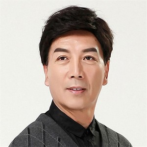 【艾丝菲真发假发】_艾丝菲真发假发品牌\/图片