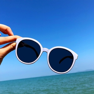 娜丽莎  span class=h>太阳 /span> span class=h>镜 /span>潮沙滩网