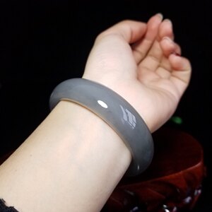 新款正品天然老料昆仑玉青海料烟青玉烟灰手镯60女款带证书