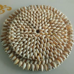 天然贝壳工艺品茶杯垫手工制作打磨而成旅游区饰品店热卖小礼品