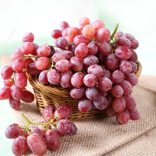 澳大利亚进口新鲜澳洲无籽红提子2斤超甜珍珠葡萄,全国顺丰速递