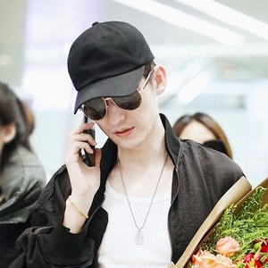 战狼张翰同款帽子男韩版潮百搭棒球帽明星机场纯色光板鸭舌帽子女