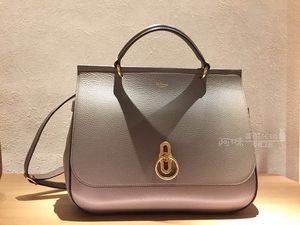 class=h>mulberry /span> amberley圆形锁扣牛皮翻盖包马鞍包 span