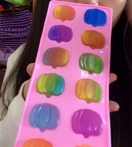 快手网红吃冰蛋糕巧克力空心冰杨桃形状食品级