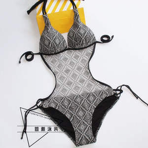 比基尼大胸欧美钢托图片