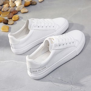 【女士小白鞋图片】女士小白鞋图片大全