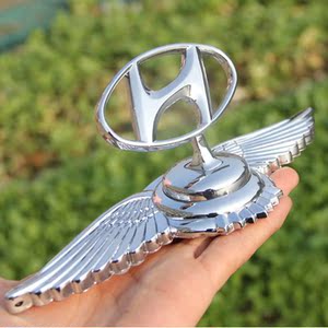  span class=h>现代 /span>车标立标飞鹰标锌合金3d立体金属改装汽车