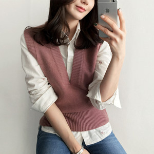 18秋冬羊绒马甲女短款大v领针织坎肩背心纯色外搭无袖毛衣打底衫