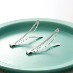 护士发夹白色图片