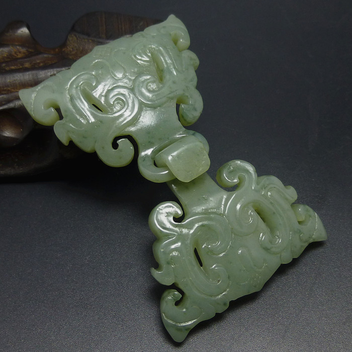 鉴玉 古玉老玉收藏清代和田玉饕餮纹玉带钩兽面纹浅浮雕玉带钩
