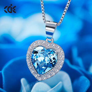 毛衣链吊坠银心图片