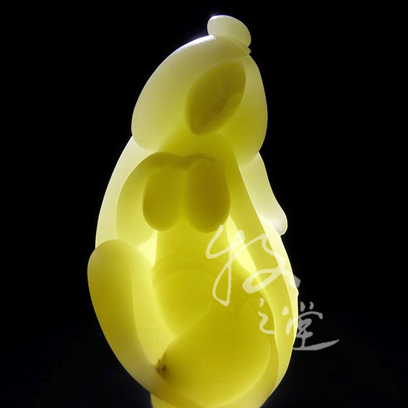 【新】牧之堂和田玉黄玉黄口鸡油黄精雕裸女美女仕女挂件把件雕件